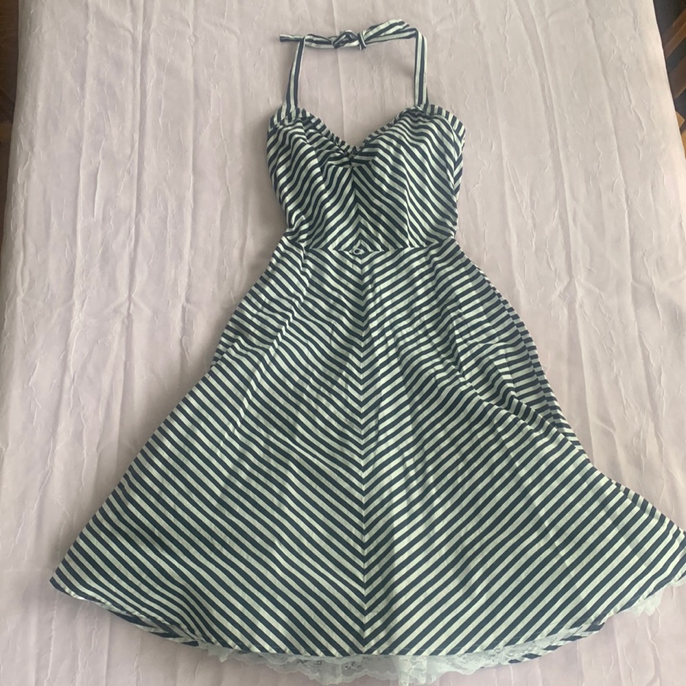 A. Byer sun dress Size:7